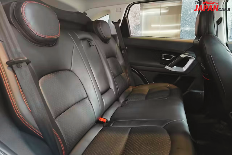 2023 Tata Harrier XT Plus SUV in black color front view