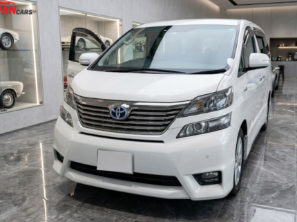 2009 Toyota Vellfire luxury minivan, 3.5L V6, spacious interior