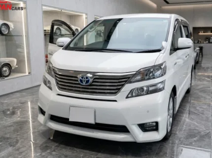 2009 Toyota Vellfire luxury minivan, 3.5L V6, spacious interior